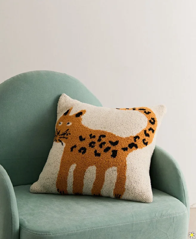 Cozy Tiger Blanket & Matching Pillow Set