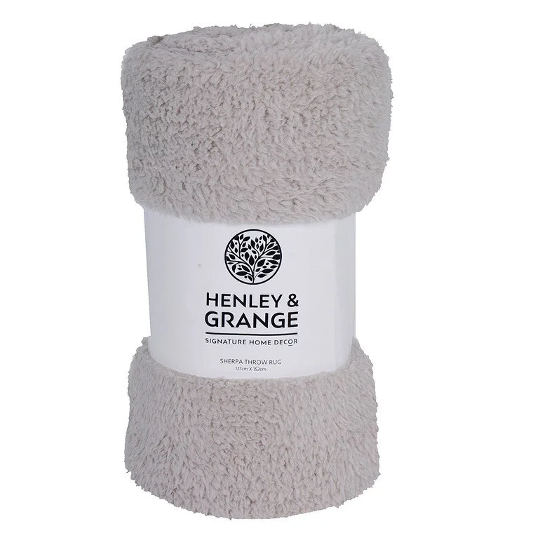 H&G Sherpa Throw Rug, Lunar