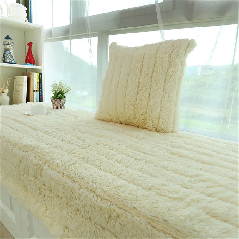 Plush Bay Window Mat