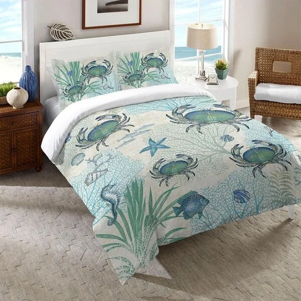 Laural Home Blue Crab Standard Cotton Comforter Sham - 20x26